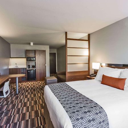 Microtel Inn & Suites By Wyndham Tioga Luaran gambar